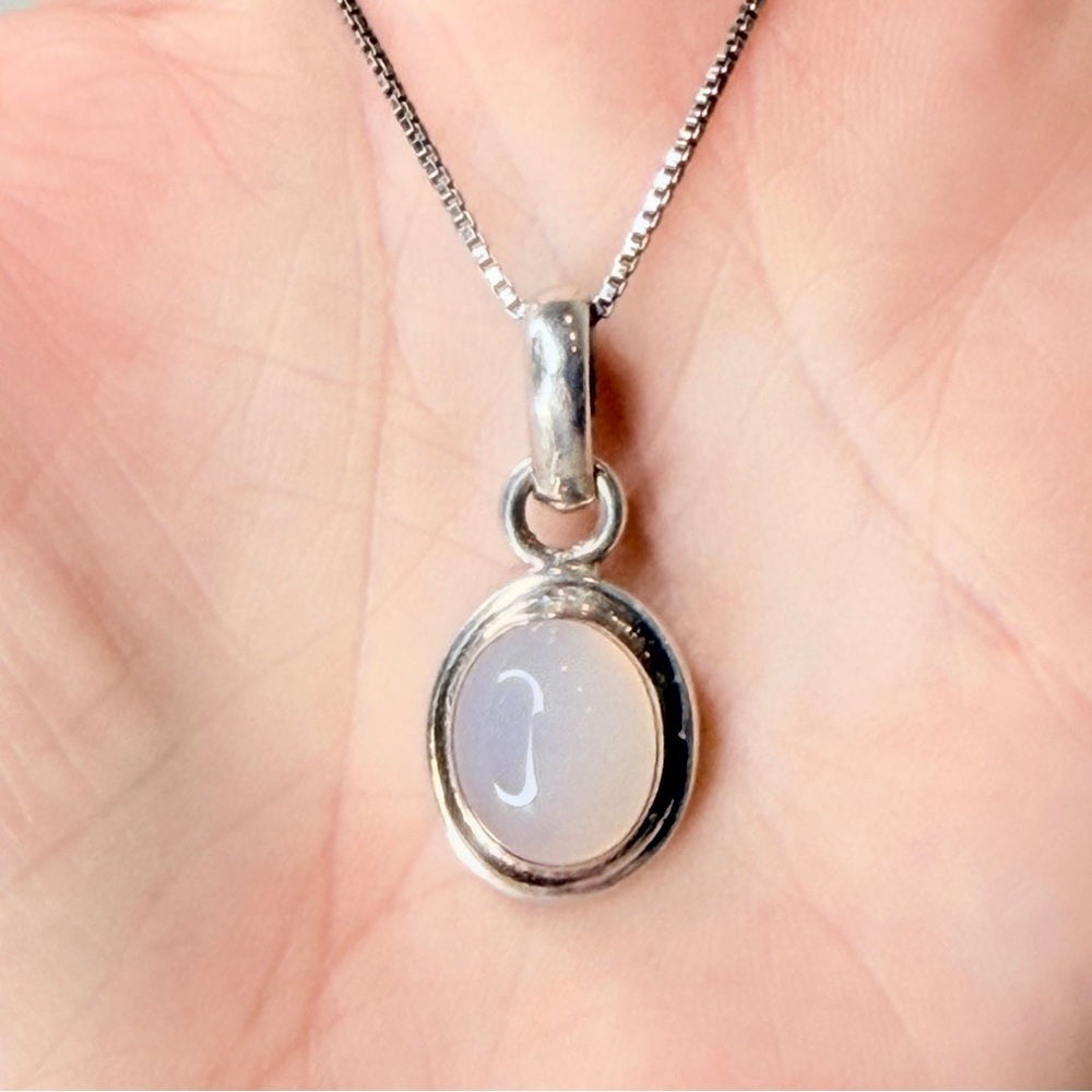 Polished Oval Chalcedony Stone 925 Silver Pendant on a 18” 925 Silver Necklace